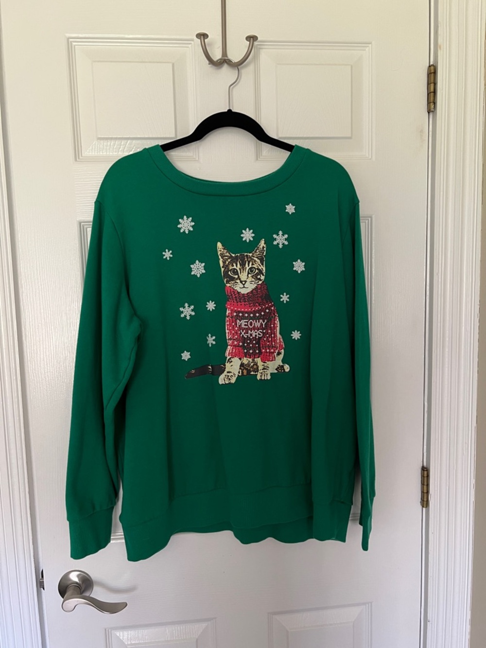 Green Holiday Cat Sweater with Snowflakes